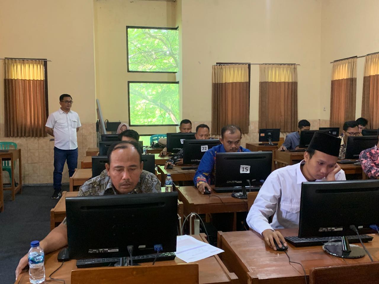 TES TERTULIS
