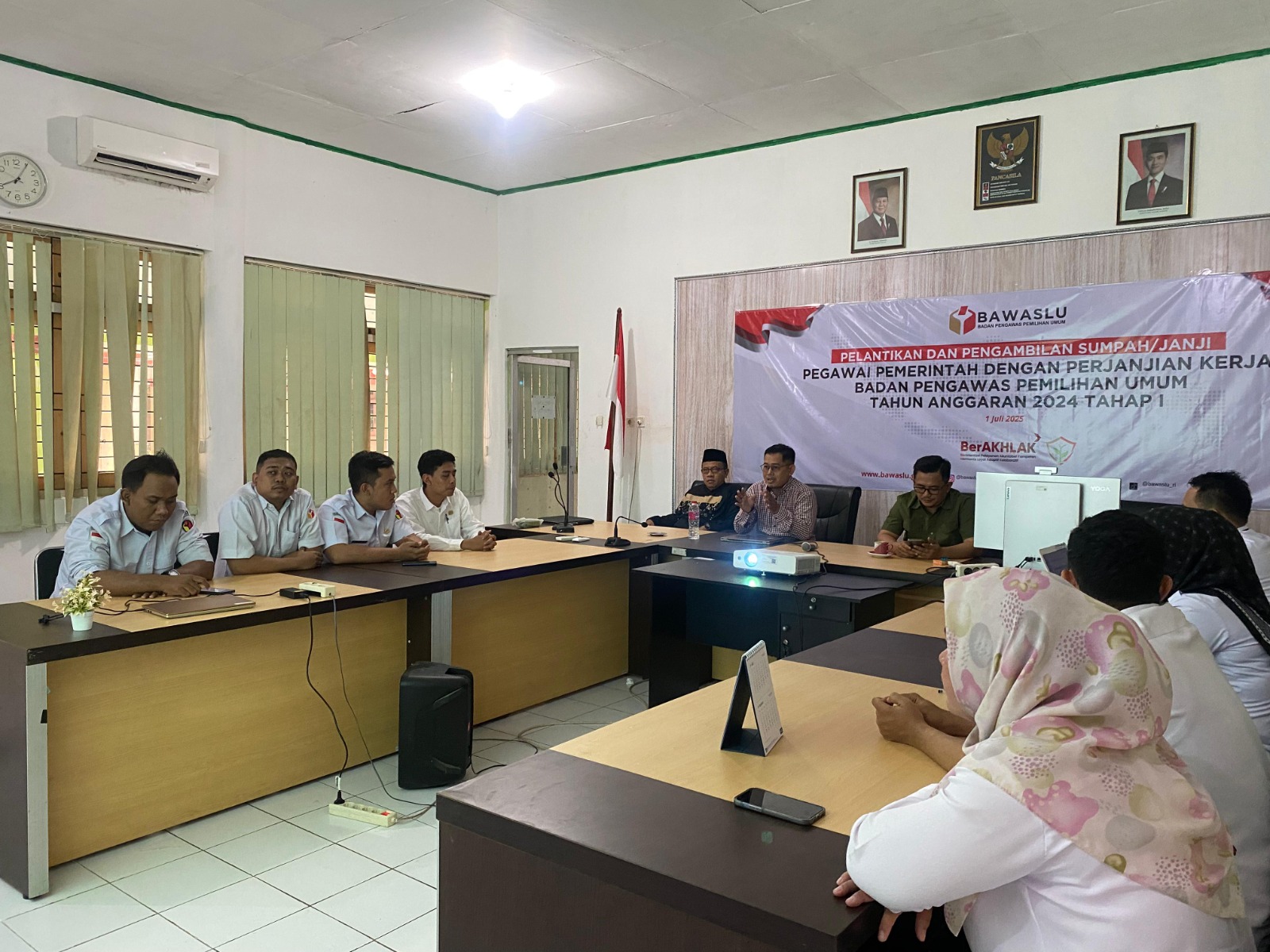 RAPAT KEHUMASAN 9 7 25