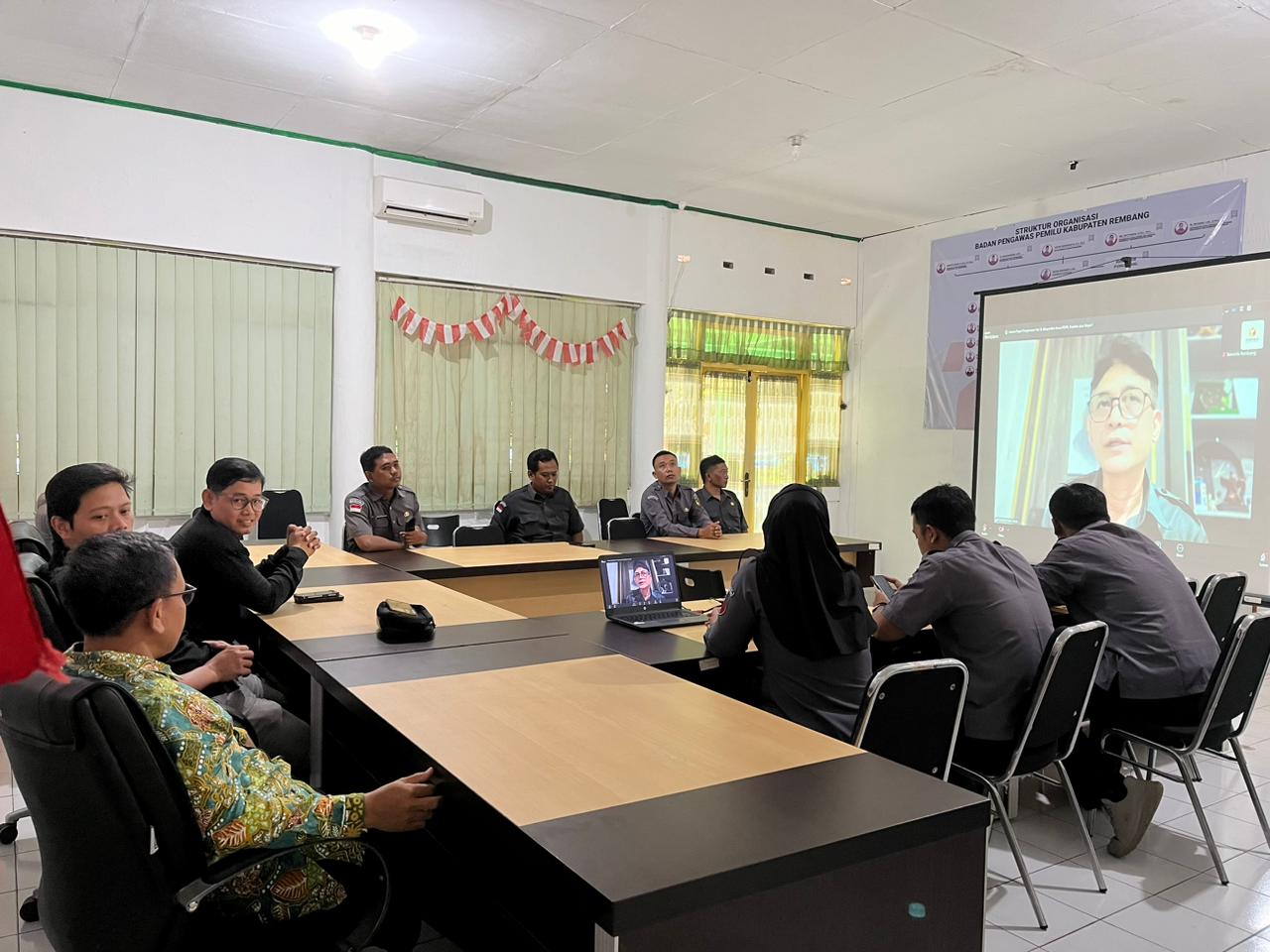 Pojok Pengawasan Literasi