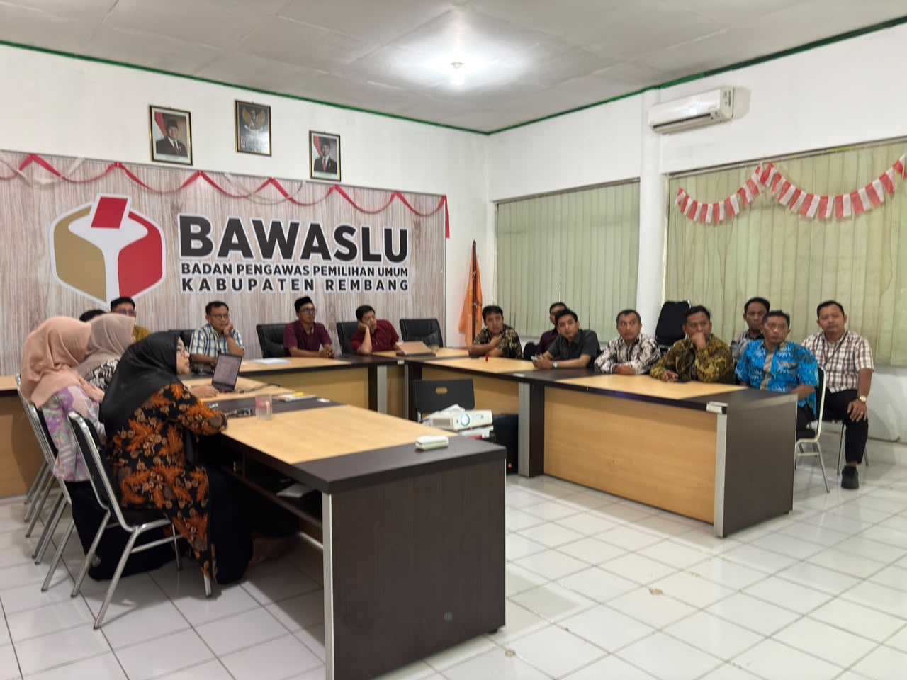Bentuk Tim