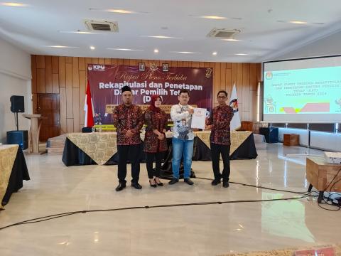 RAPAT DPT